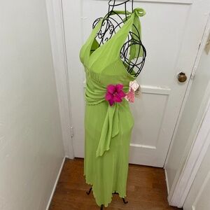 Lime green dress with a removable bright pink flower